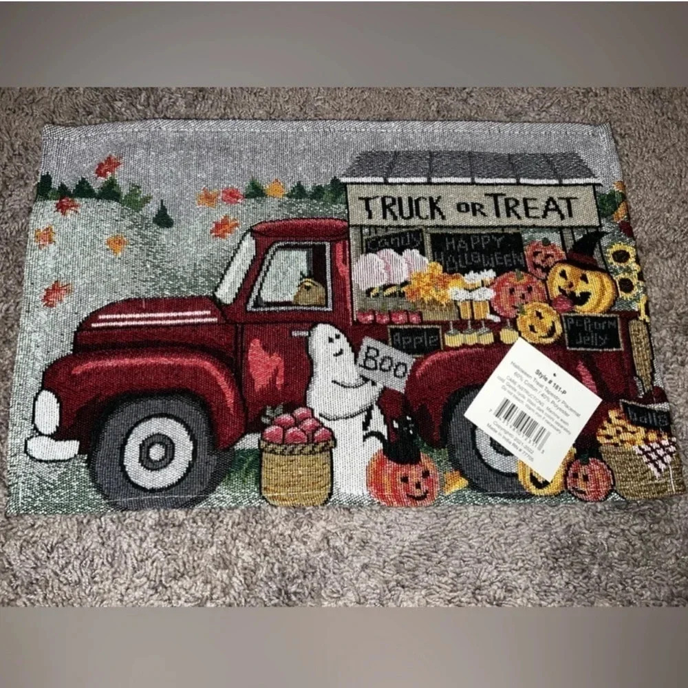 🆕 6 “Truck or Treat” Placemat Set